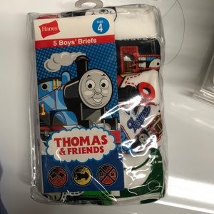 Hanes Thomas and Friends 5 boy’s briefs size 4
